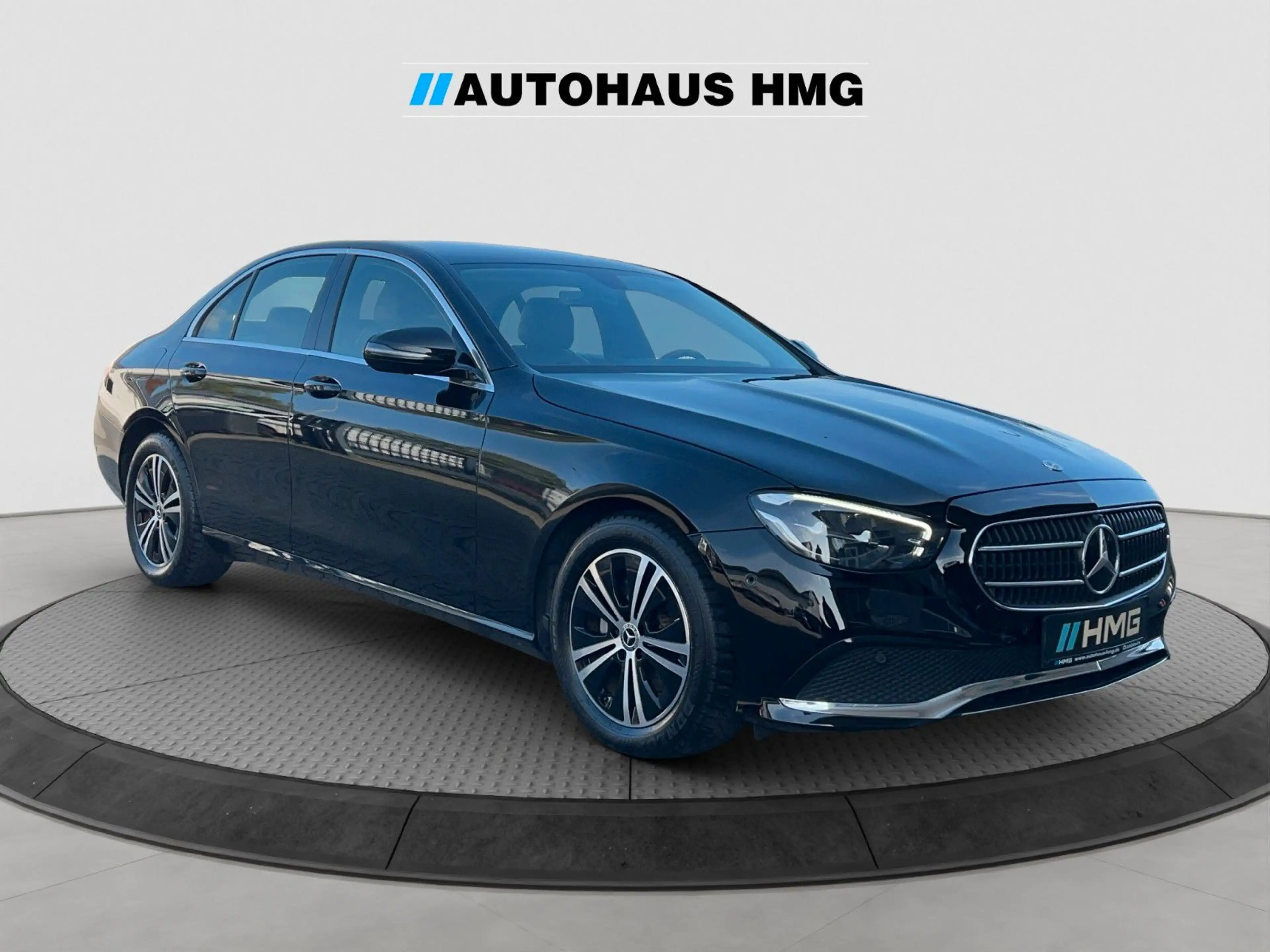 Mercedes-Benz E 220 d Avantgarde *1.HAND*NAVI*LEDER*360°*TOTW* — photo 7
