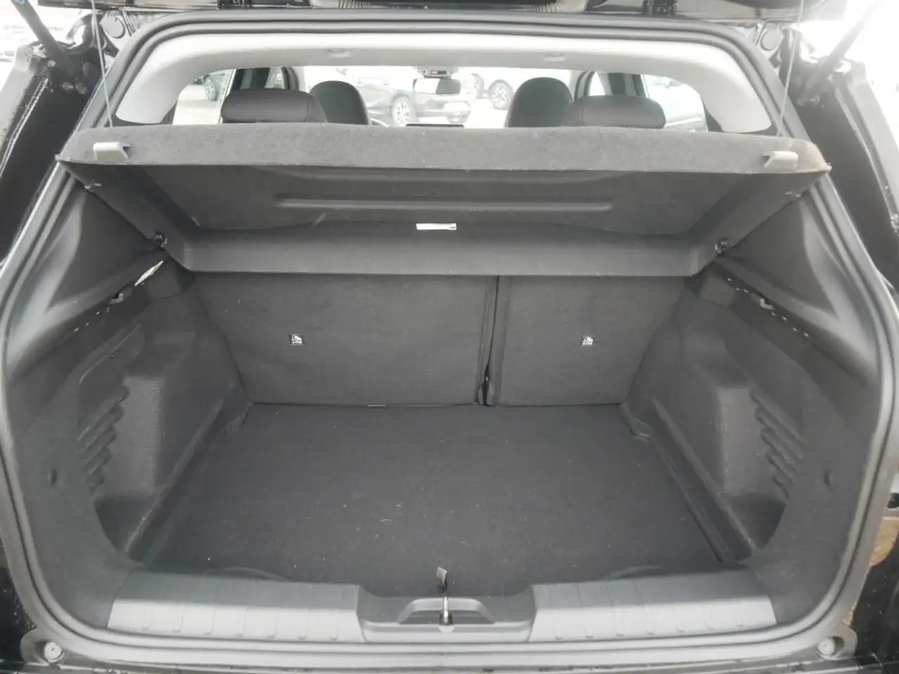 Jeep Avenger LONGITUDE 1.2 T3 100 PS APPLE CARPLAY PDC 27