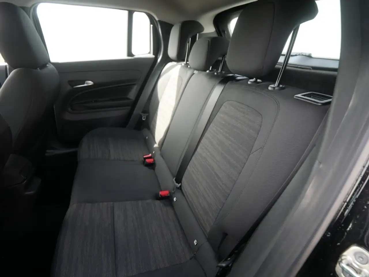 Jeep Avenger LONGITUDE 1.2 T3 100 PS APPLE CARPLAY PDC 12