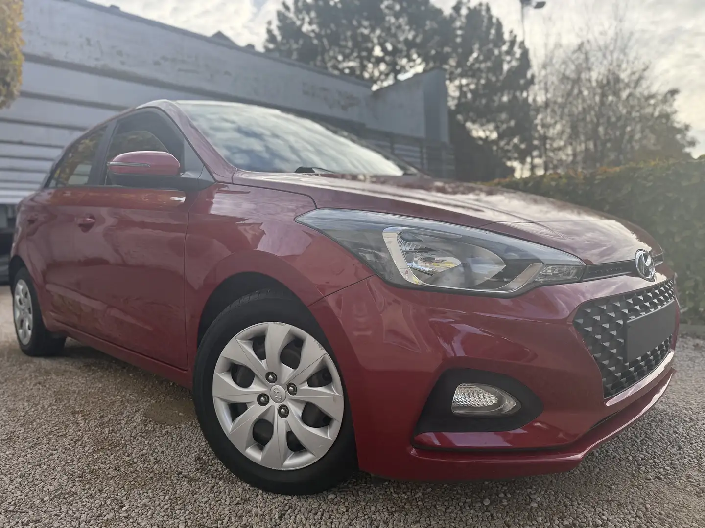 Hyundai i20 i20 1.2i Air Rouge - 1