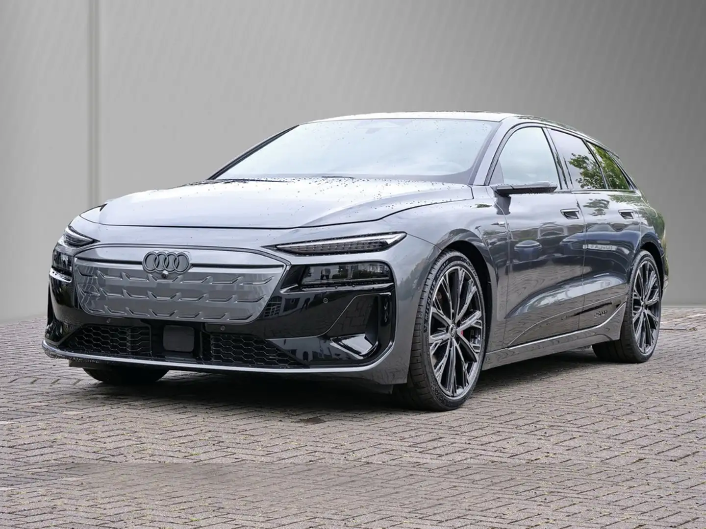 Audi A6 UPE br. 118.160,- e-tron Avant quattro 315 kW /... Grau - 2