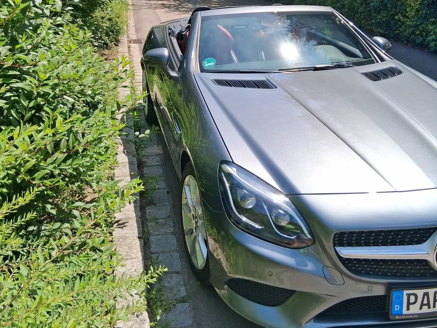Mercedes-Benz SLC 180 SLC 180 9G-TRONIC RedArt Edition Grau - 2