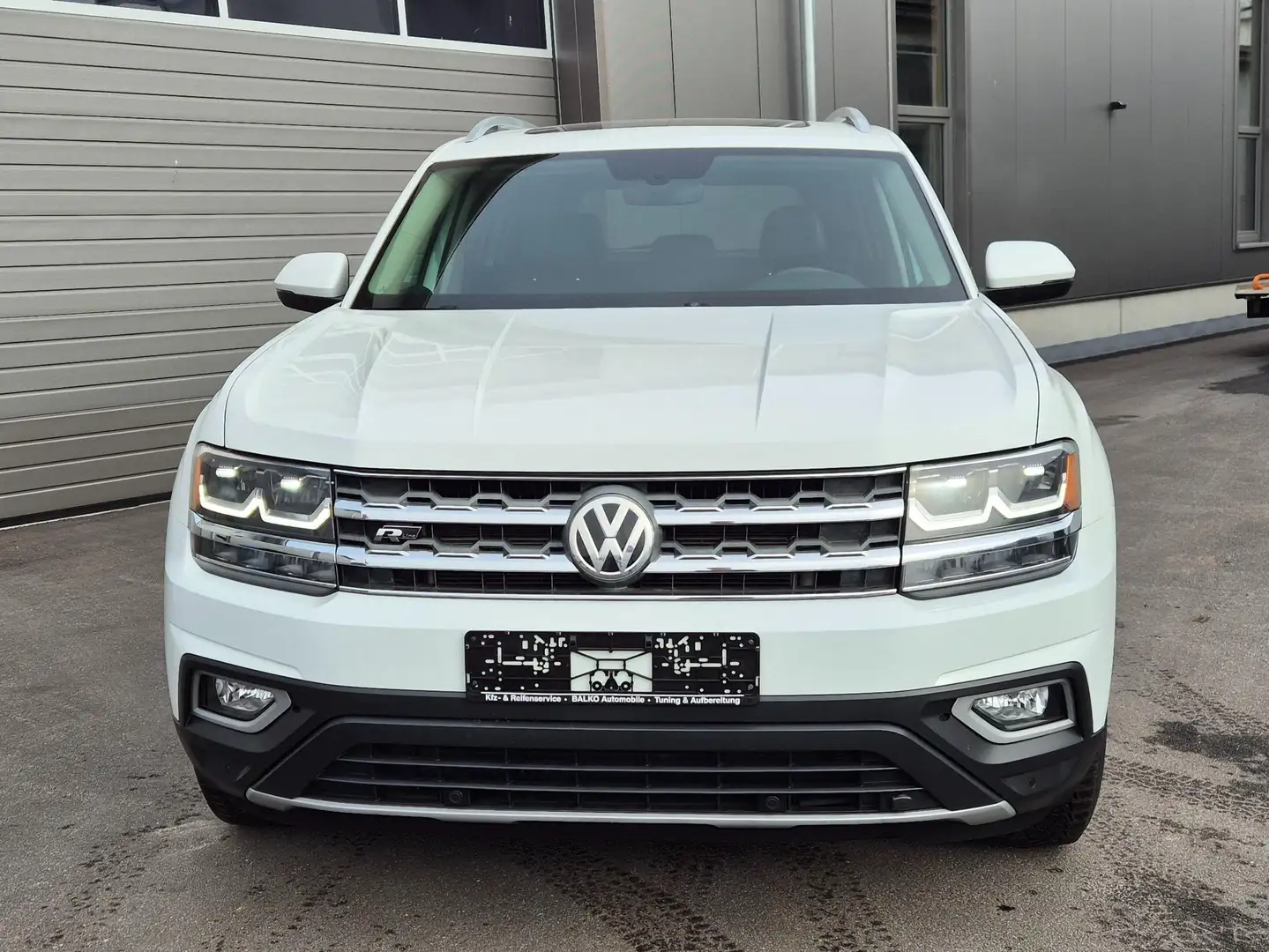 Volkswagen Atlas R-Line 3.6l VR6 280PS Weiß - 1