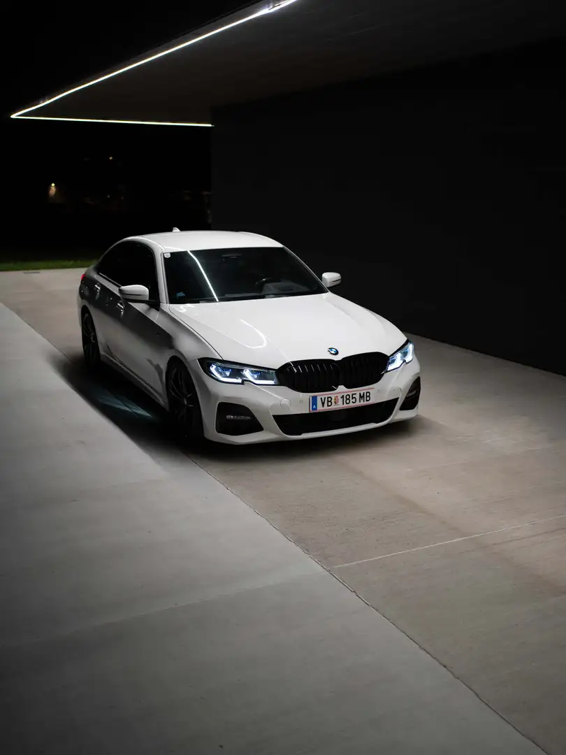 BMW 330 330e PHEV Aut. Weiß - 1