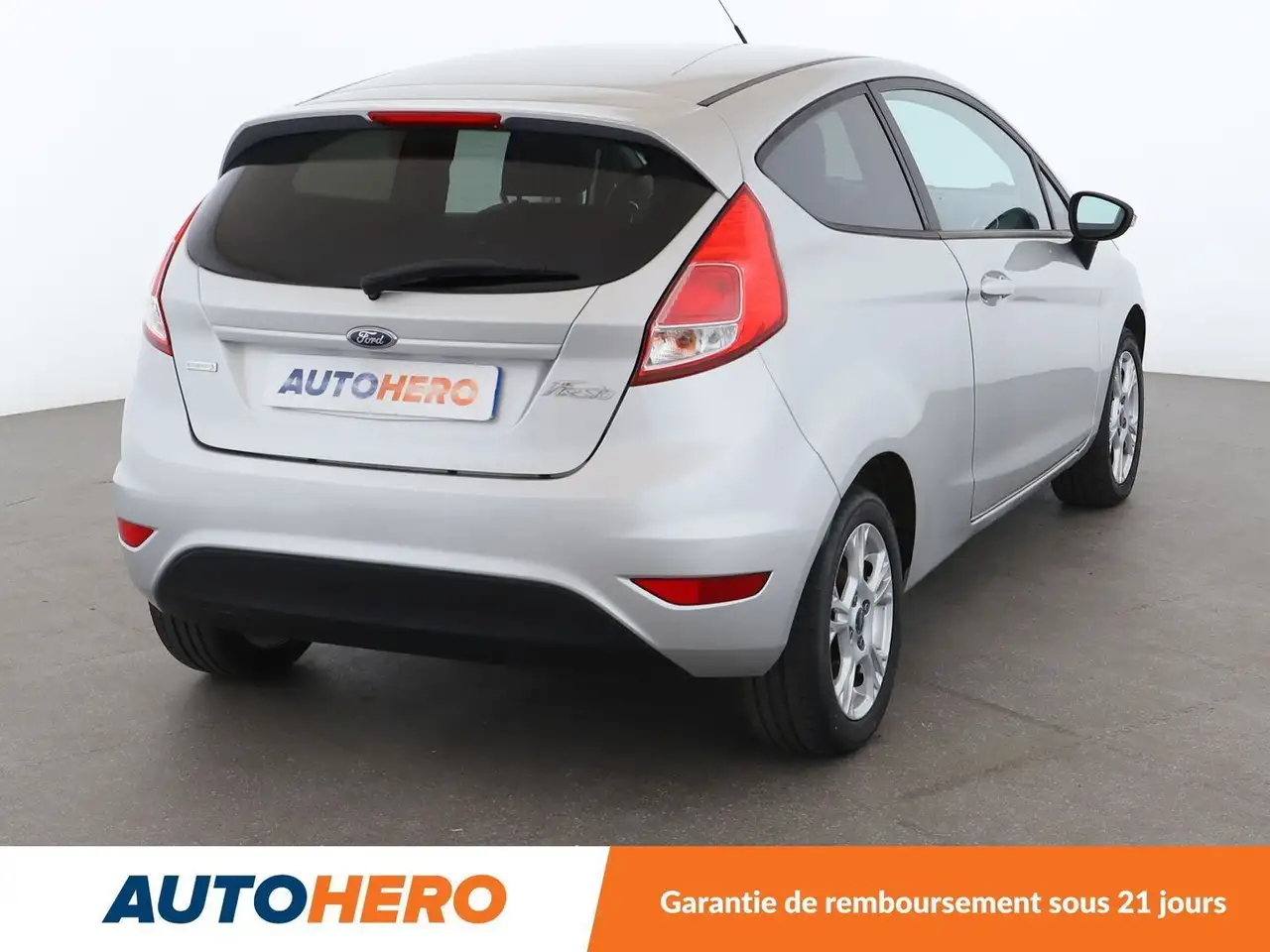 Ford Fiesta 3 portes — photo 6