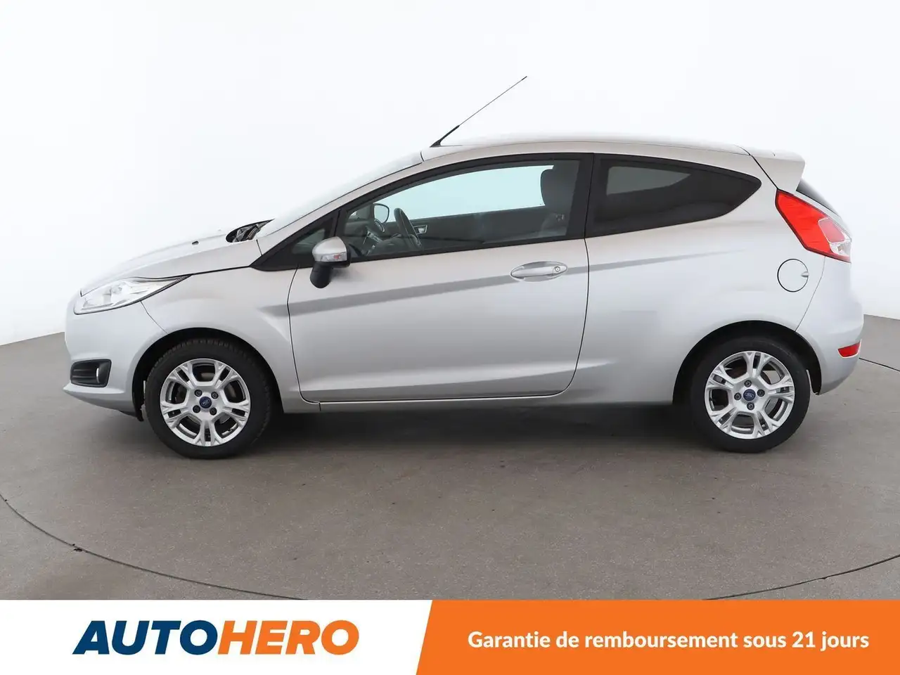 Ford Fiesta 3 portes — photo 3