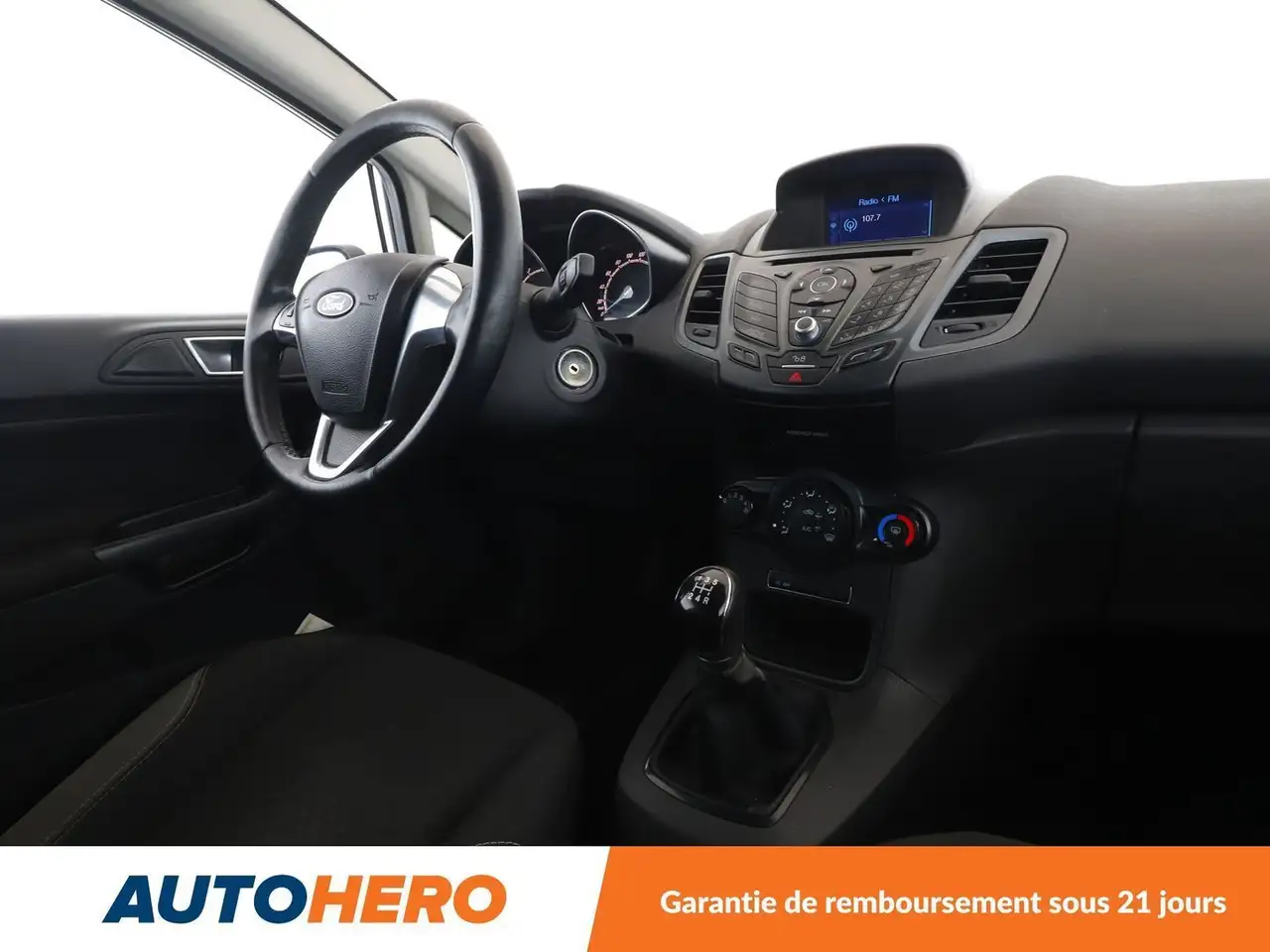 Ford Fiesta 3 portes — photo 13