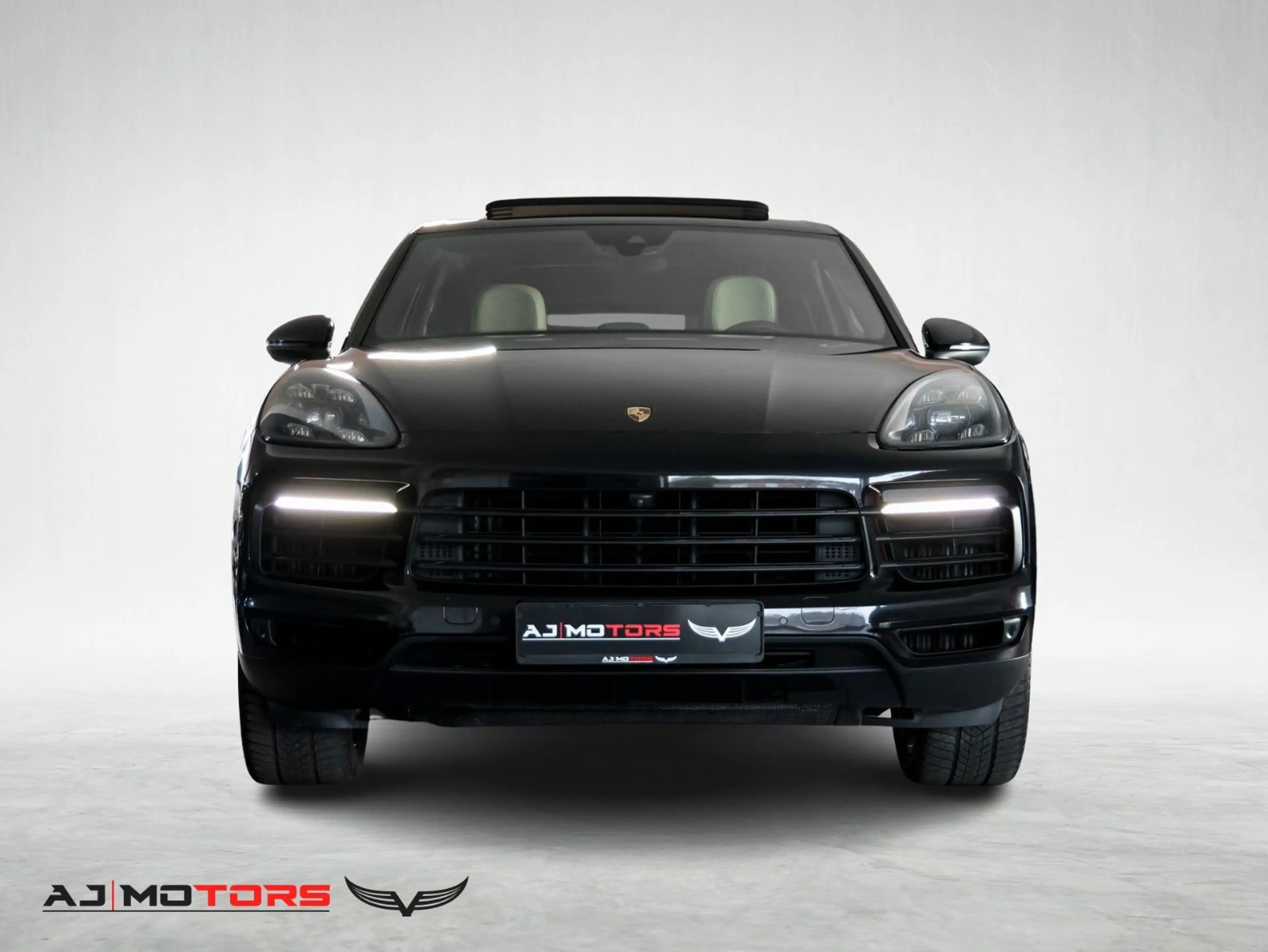 Porsche Cayenne **PANO-BOSE-LUFT-STANDHEIZUNG-TV** — photo 4