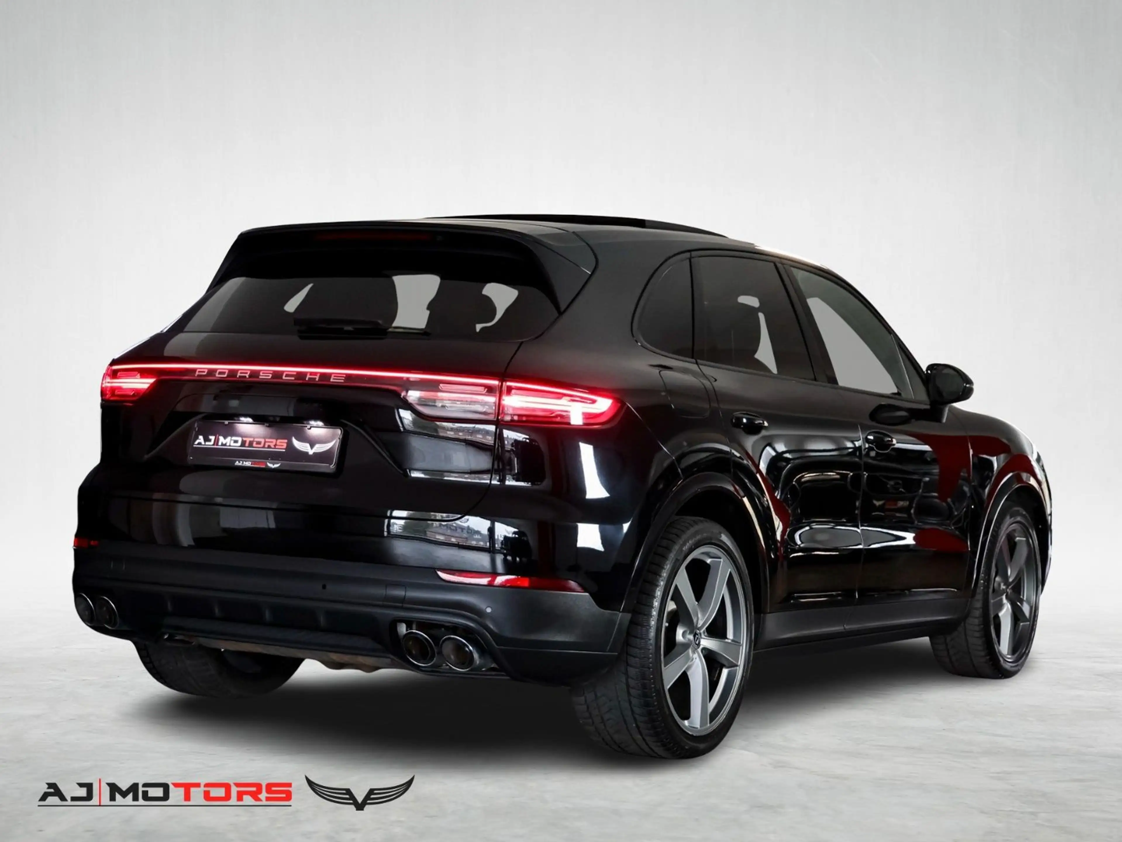 Porsche Cayenne **PANO-BOSE-LUFT-STANDHEIZUNG-TV** — photo 3