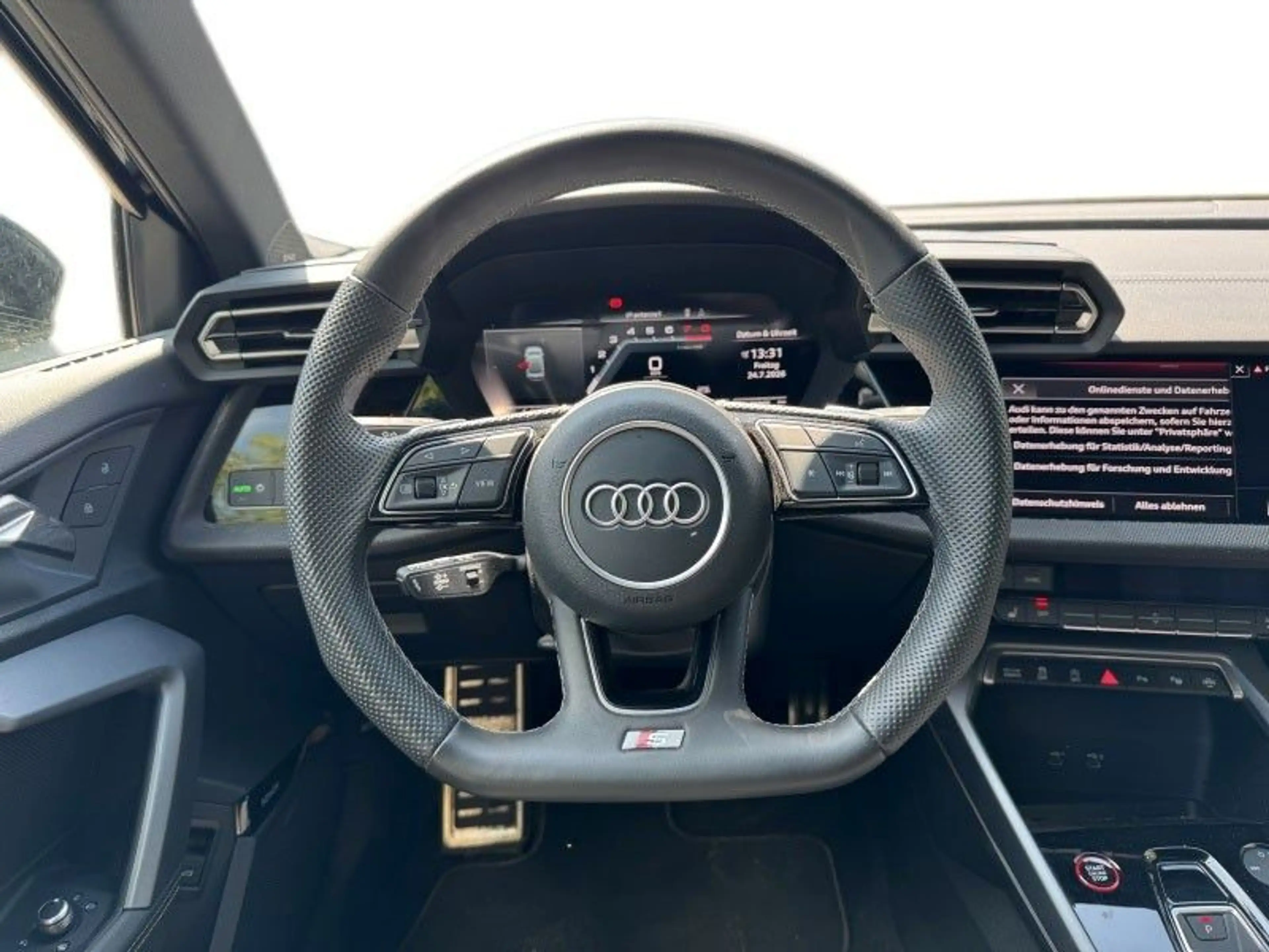 Audi S3 Limousine 2.0 TFSI quattro — photo 12