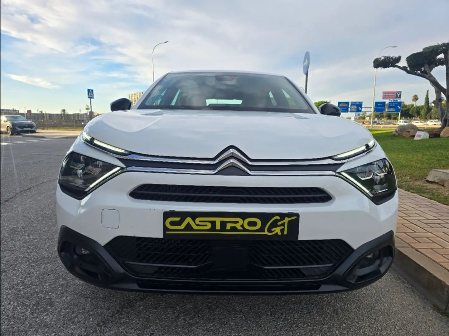 Citroen C4 PureTech 130 S&S 6v Plus Blanco - 2
