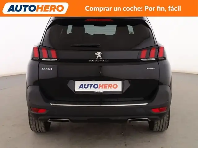 Peugeot 5008 view 5
