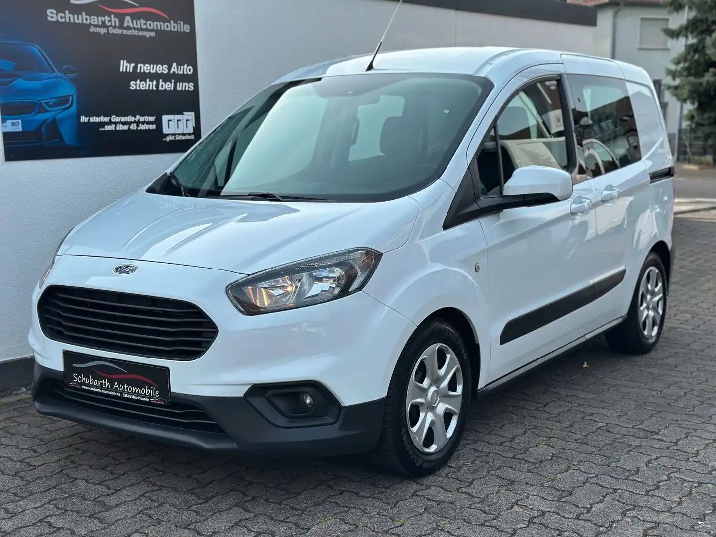 Ford Courier Transit Courier 1,5 TDCI Klima 5-SItze 2x Schiebet Weiß - 1