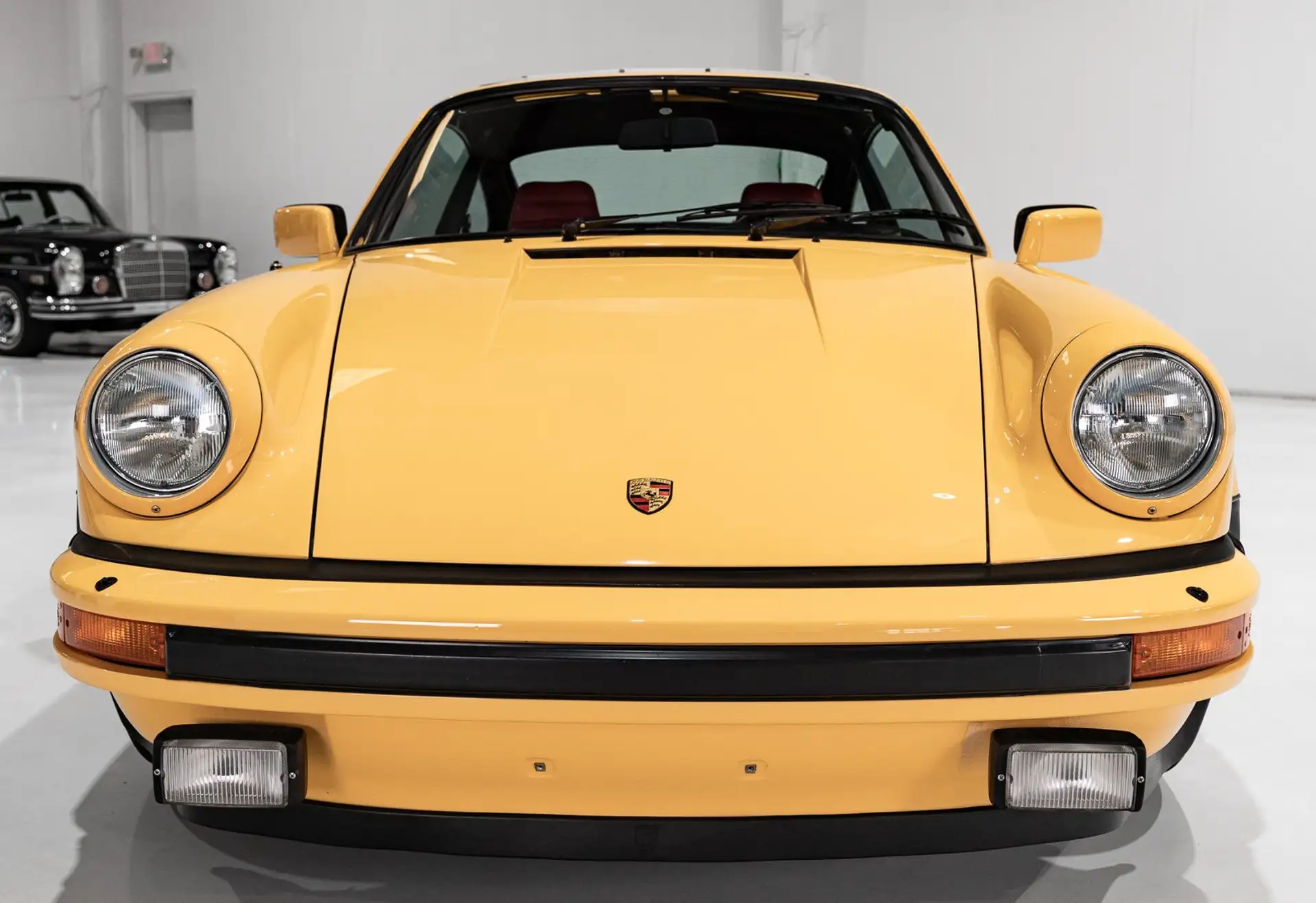 포르쉐 911 Turbo Coupe 1979 노랑 사진 4