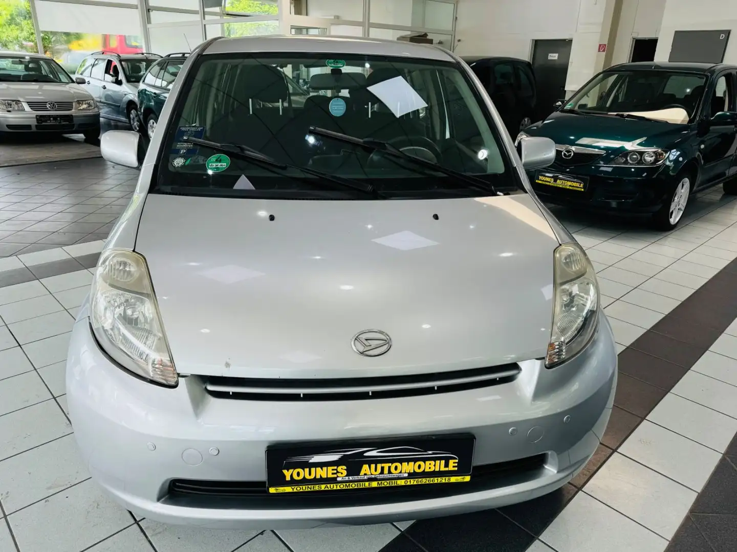Daihatsu Sirion - 2