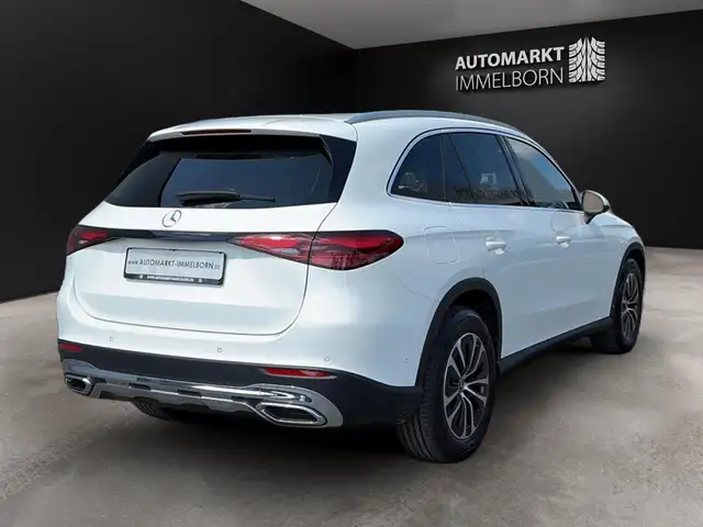 Mercedes-Benz GLC view 7