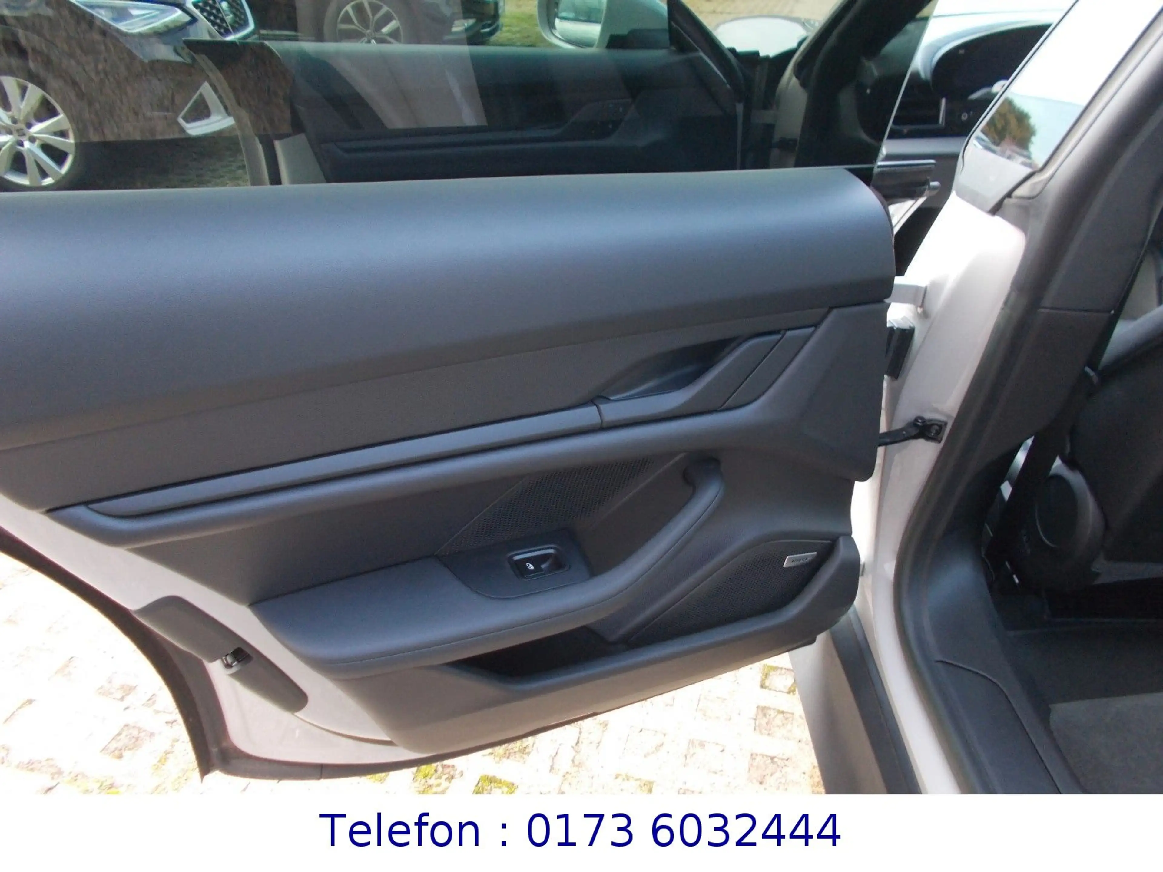 Porsche Taycan Pano,BOSE,360°,Bat+,LuftFaW,Beif.Displ. — photo 19