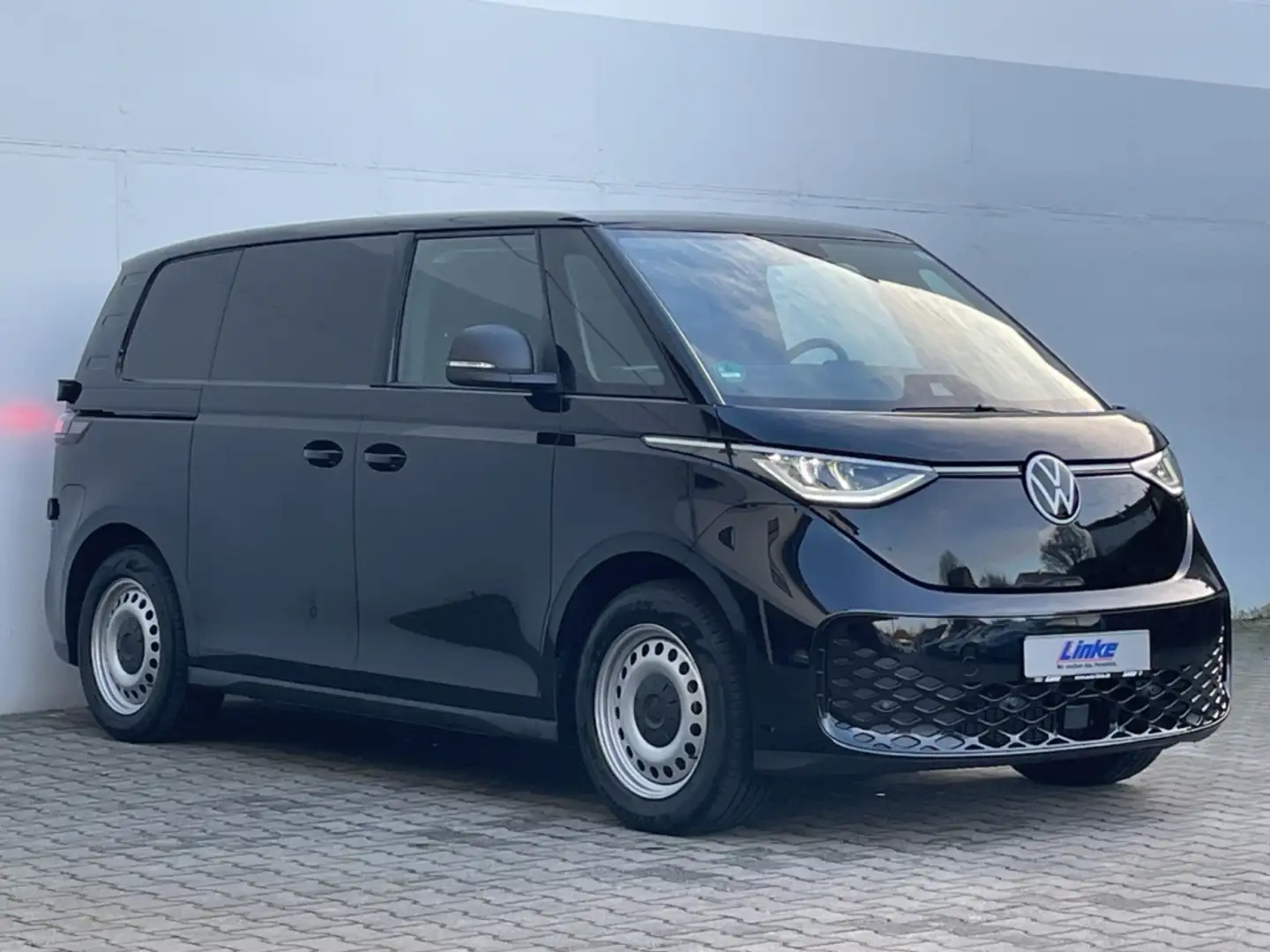Volkswagen ID. Buzz 210 kW Pro AHK/Kamera/Navi/LED/Sitzhzg Schwarz - 2