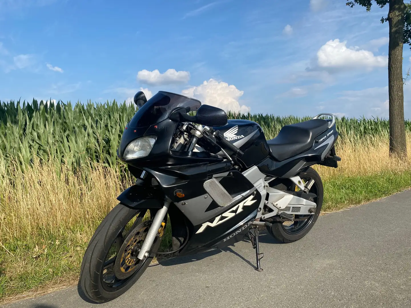 Honda NSR 125 Negro - 1