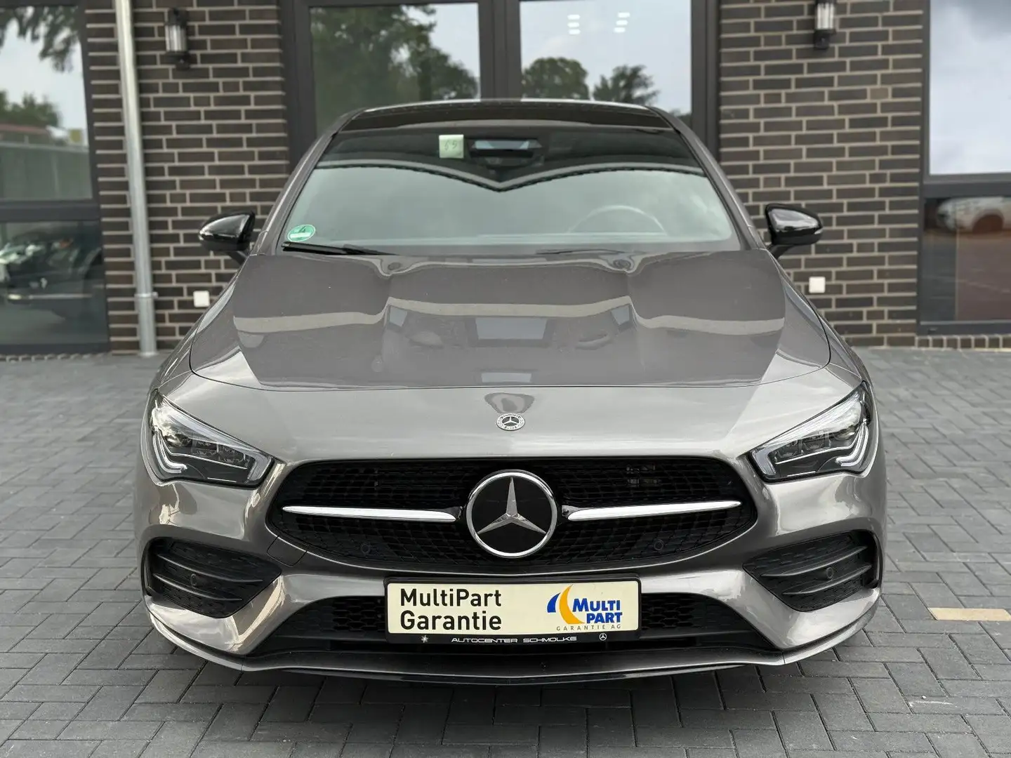 Mercedes-Benz CLA 250 e Shooting Brake Edition 2020 AMG Pano Grau - 2