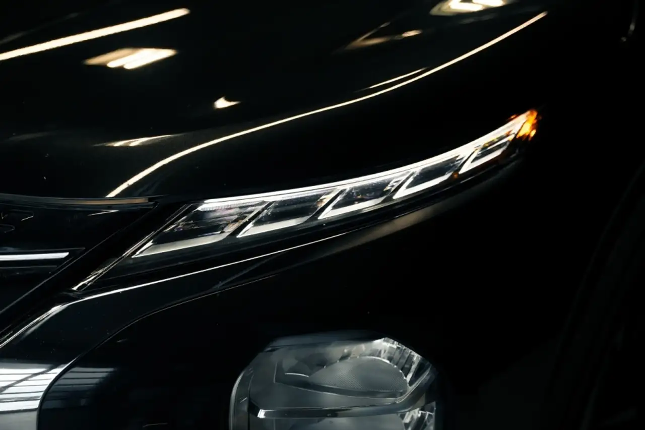Mitsubishi Outlander снимка Mitsubishi Outlander