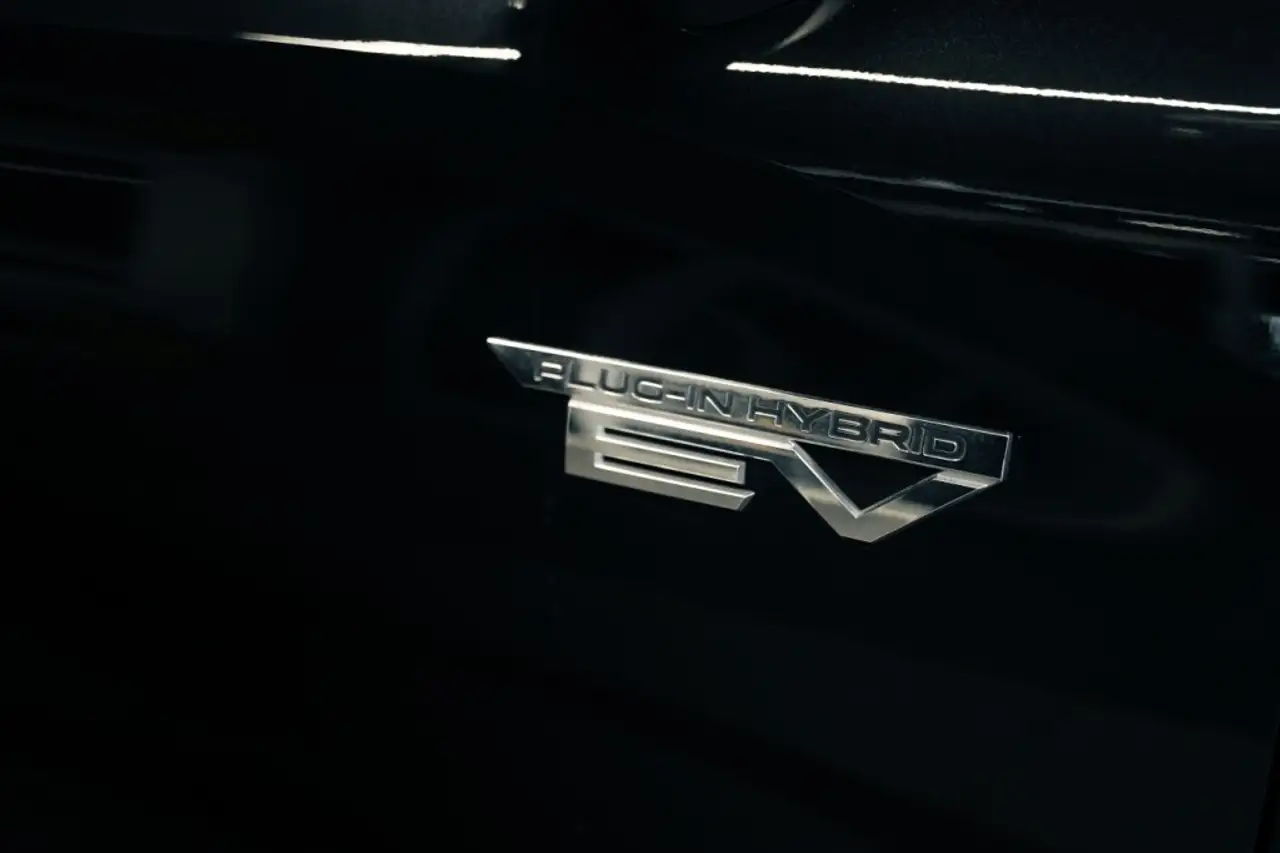Mitsubishi Outlander снимка Mitsubishi Outlander