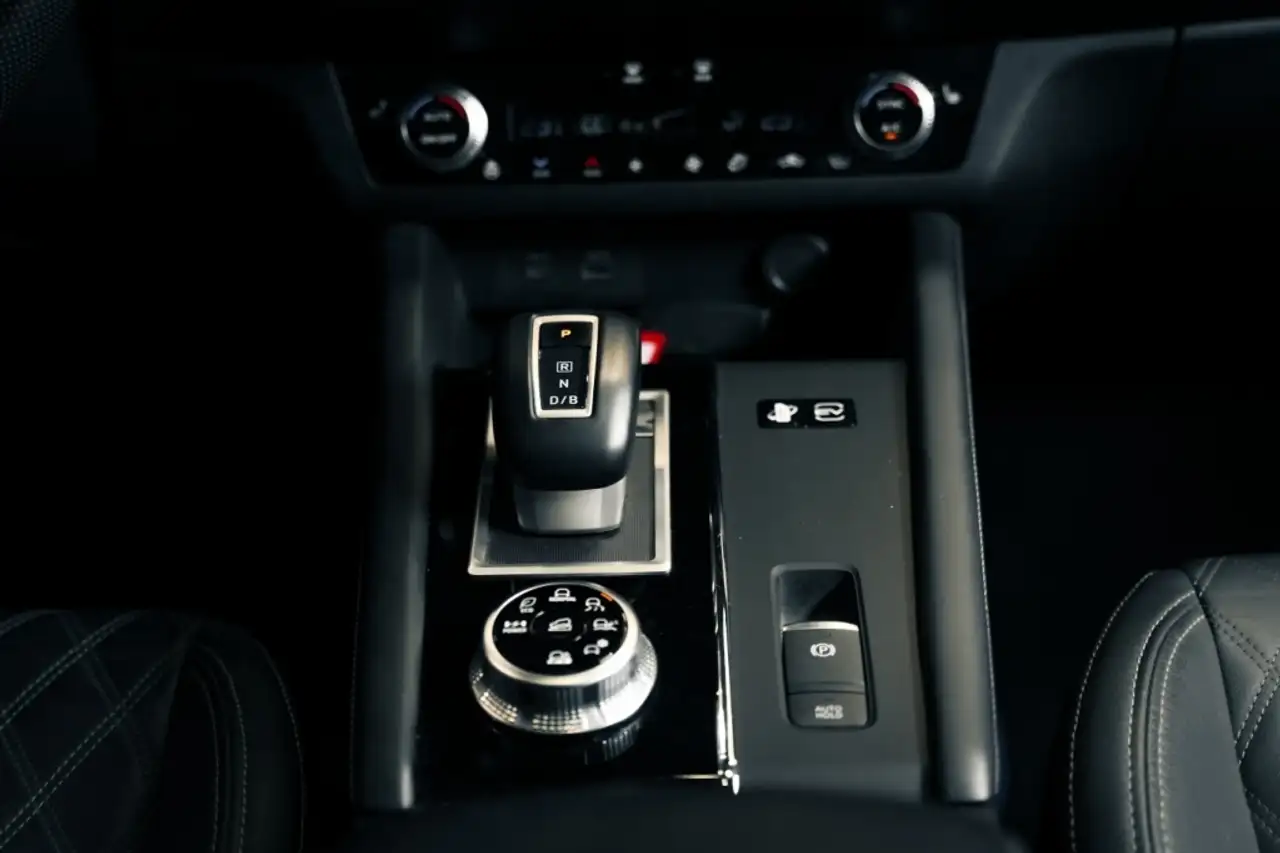 Mitsubishi Outlander снимка Mitsubishi Outlander