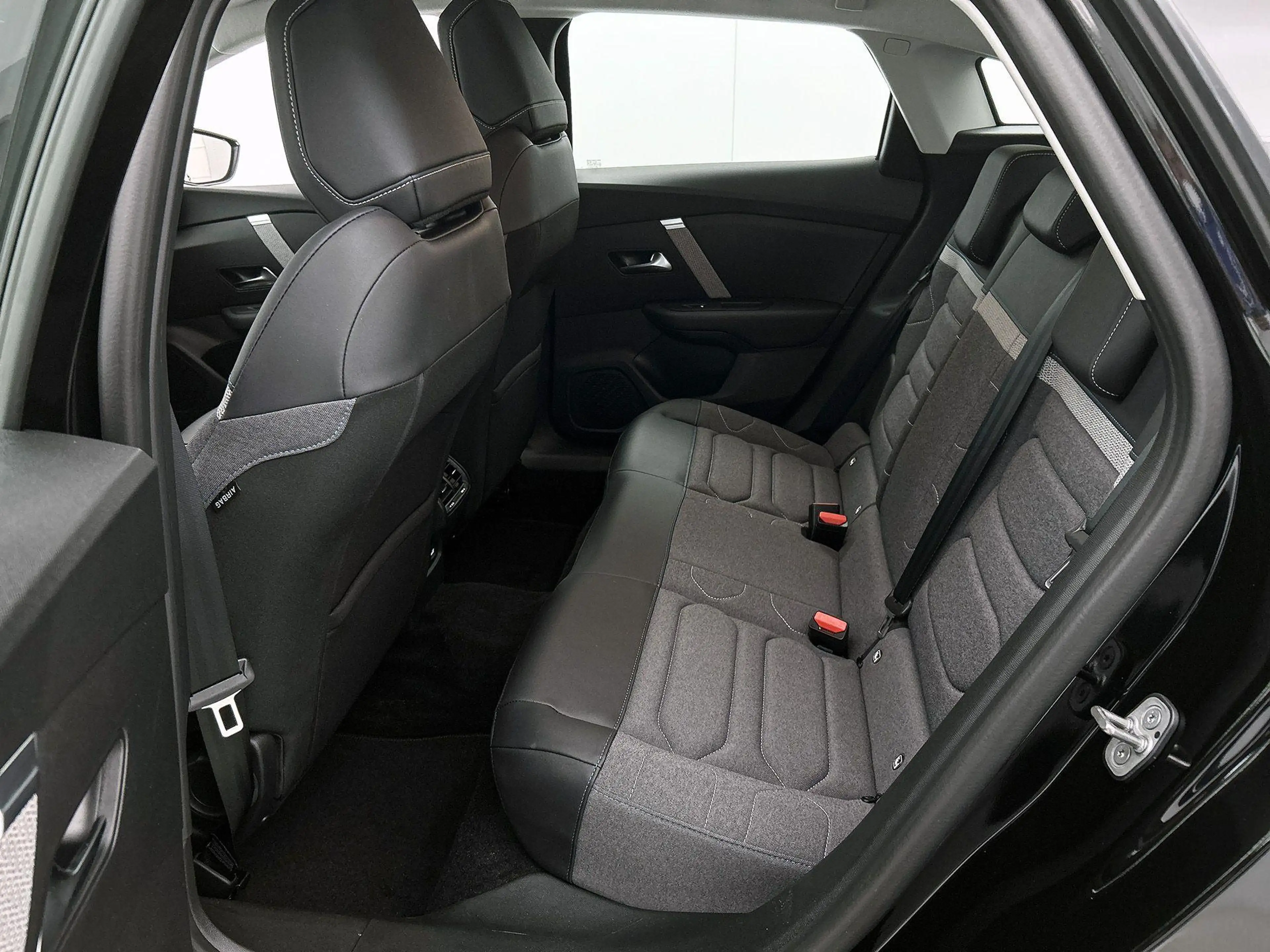 Citroen E-C4 Electric You 50 kWh | Automaat | LED | Parkeersensoren | Ca — photo 14