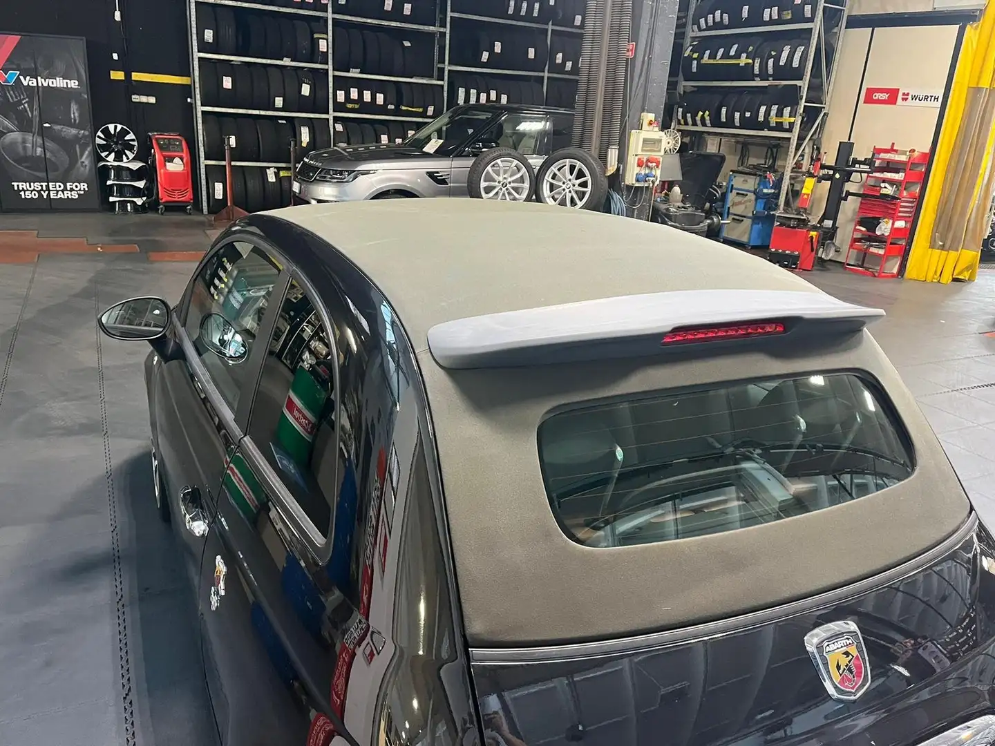 Abarth 595C 595C 1.4 16v t. t-jet turismo 160cv mta Zwart - 2