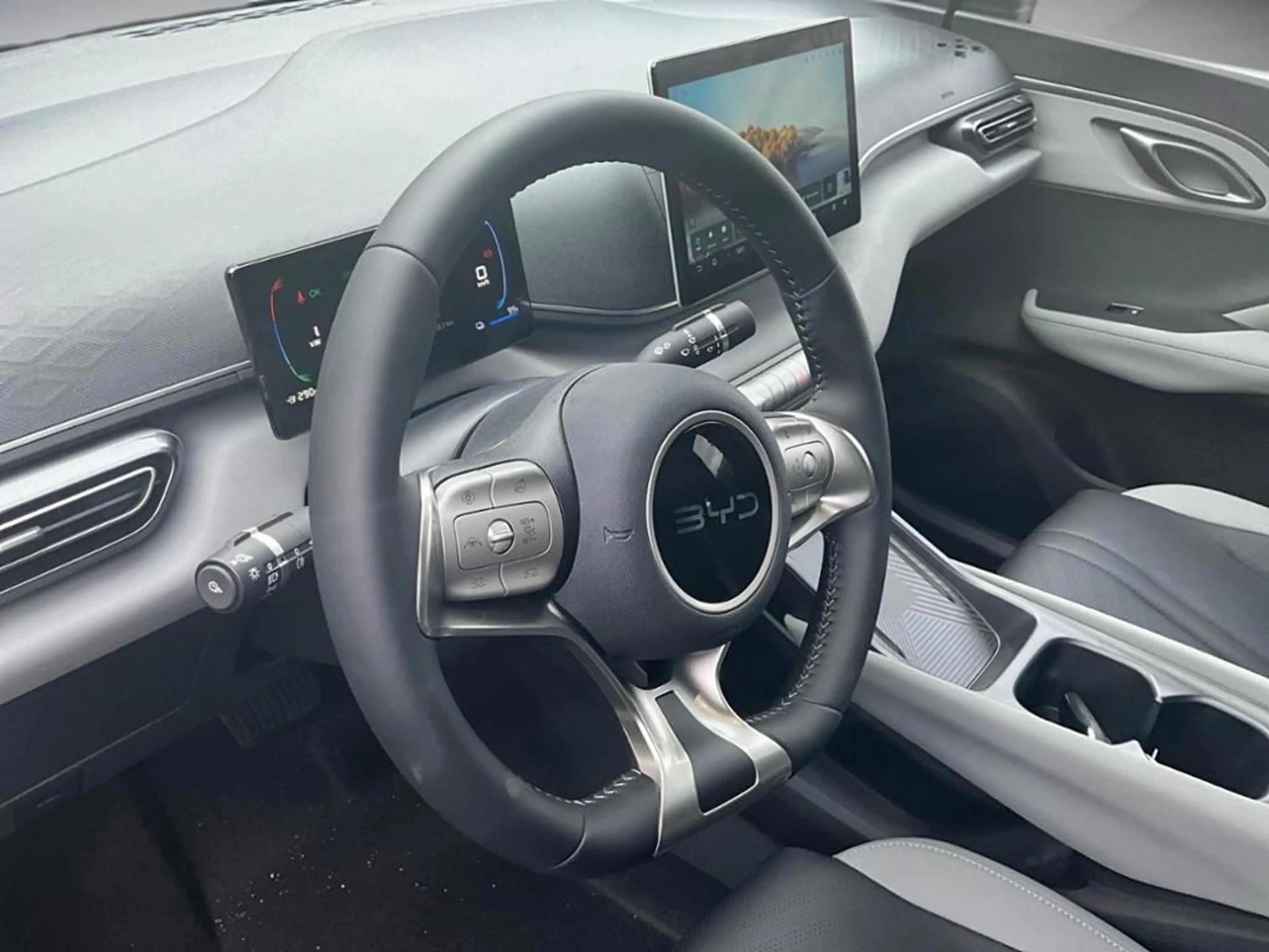 BYD Dolphin Surf Comfort 360 ACC AUT Fernlichtass. — photo 9