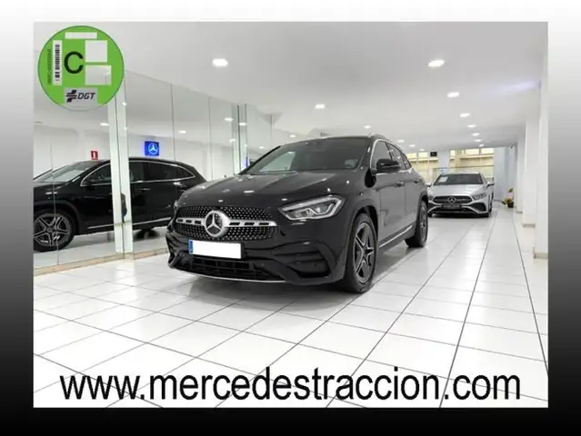 Mercedes-Benz GLA 200 7G-DCT