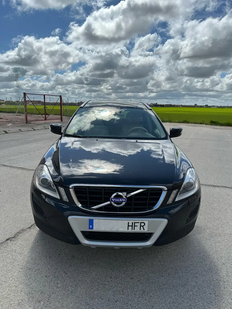 Volvo XC60 DRIVe Momentum - 1