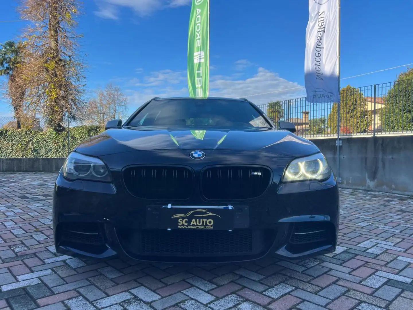 BMW M550 M 550d xDrive Touring Blau - 2