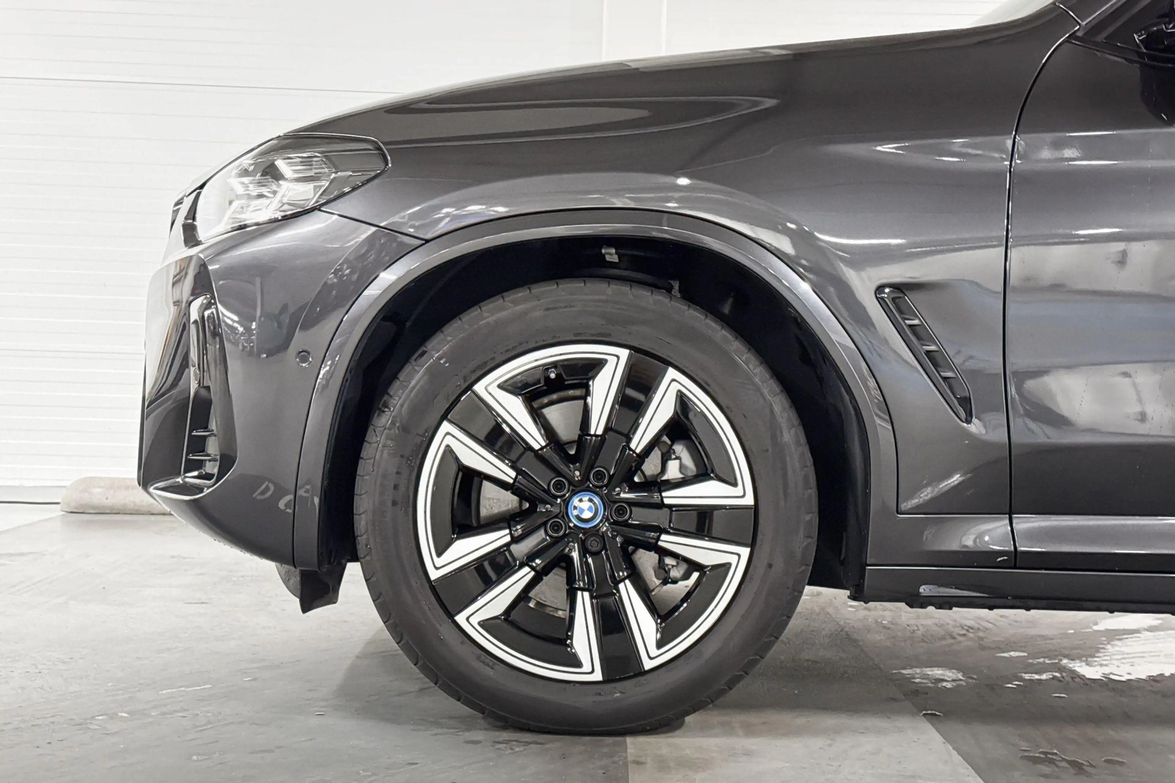 BMW iX3 Executive | Stoelverwarming | Achteruitrijcamera | — photo 5