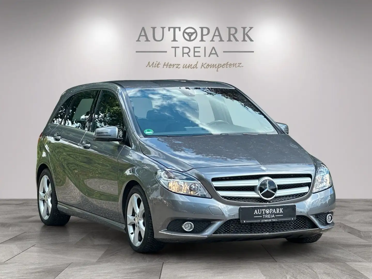 Mercedes-Benz B 180 B180 CDI (AHK-LED-TEMPO-SHZ-BT) Grau - 1