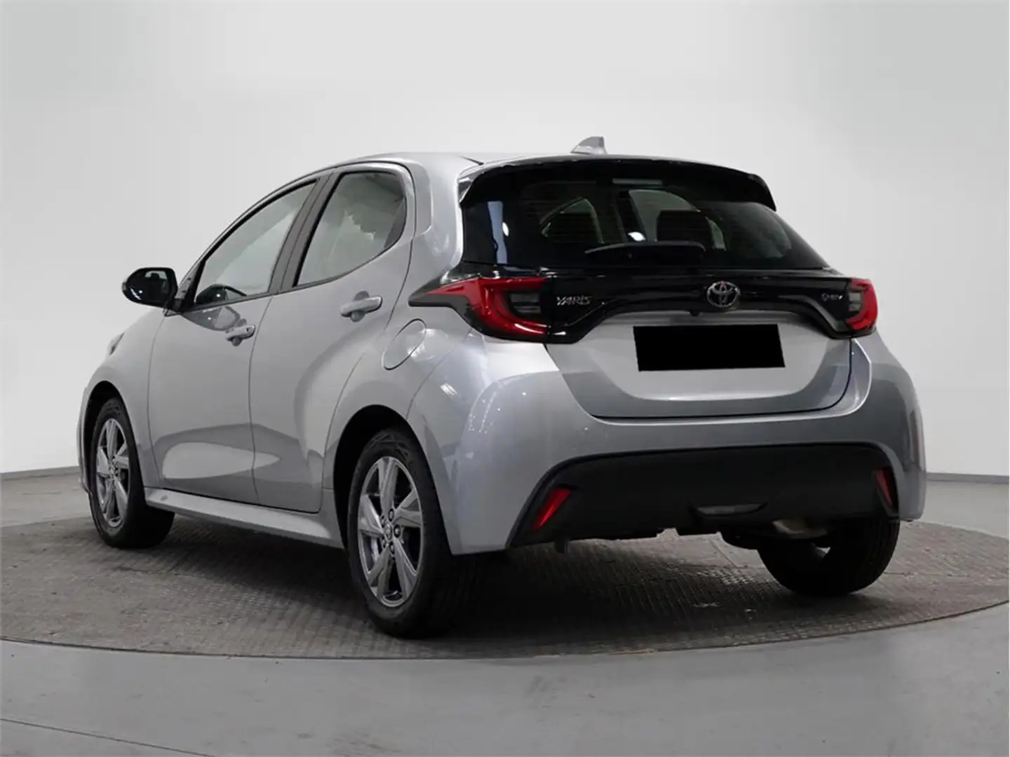 Toyota Yaris 120H 1.5 Active Plus - 2