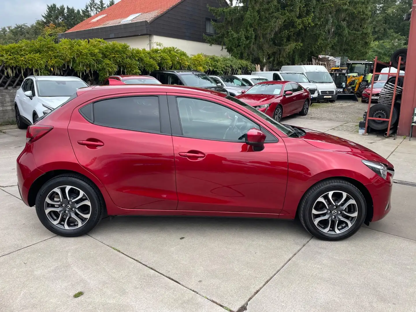 Mazda 2 Lim.1,5 Automatik/Kamera/Klima/Navi/Head-Up Rouge - 2