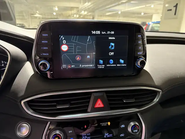 Hyundai Santa Fe view 3