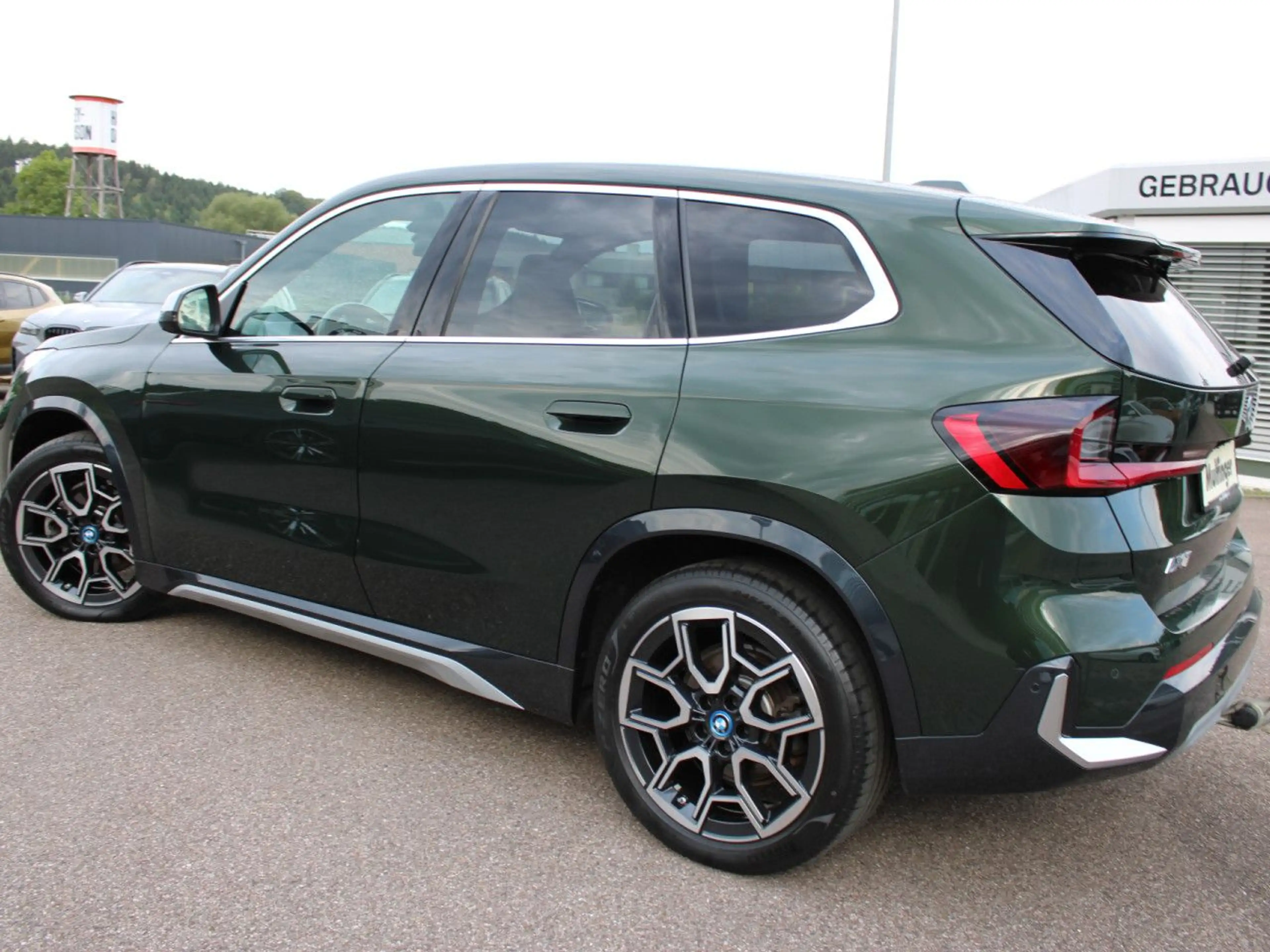BMW iX1 x30 Sports.SurView HUD PanoD.LiveProf.AHK19" — photo 7