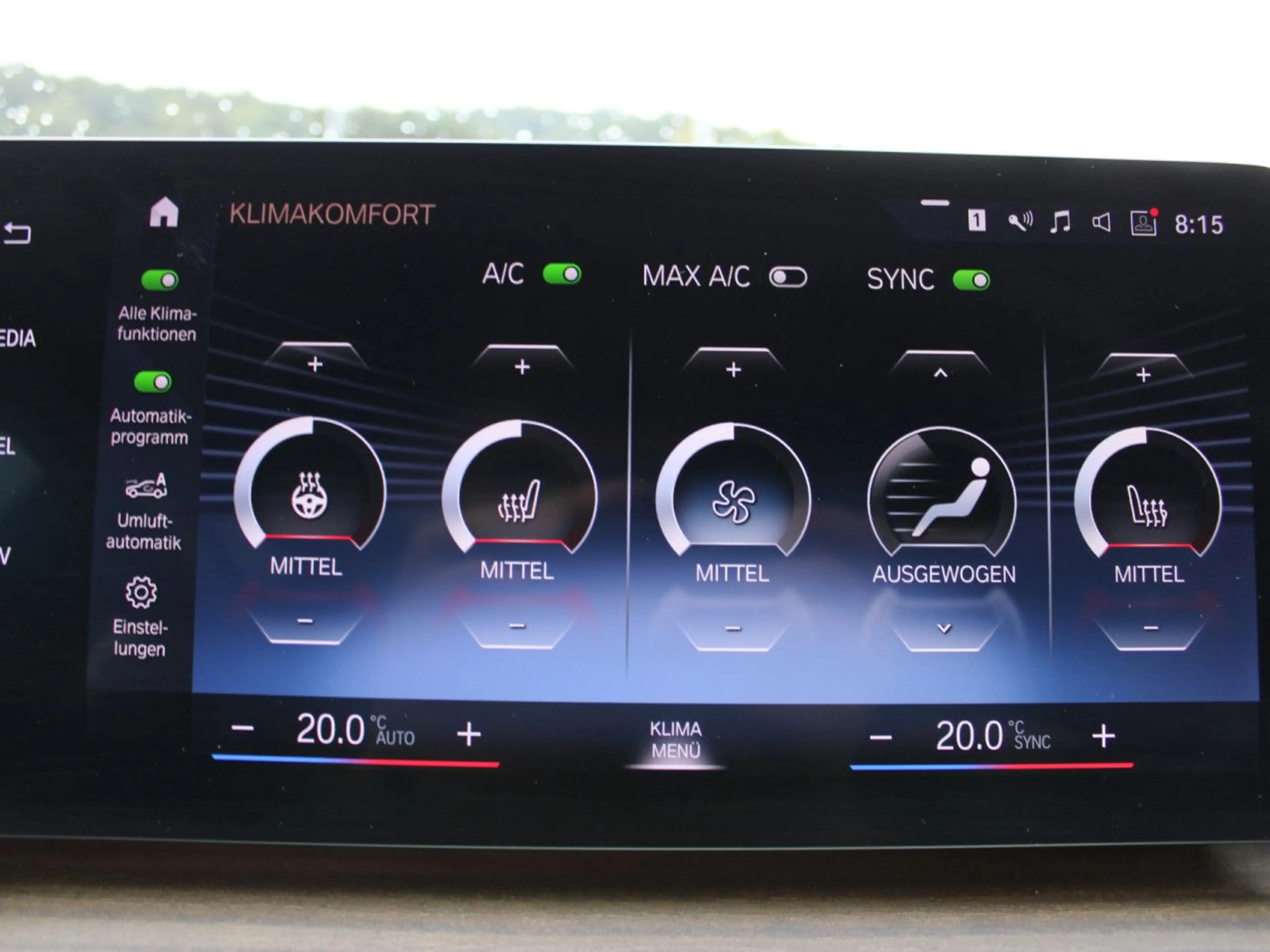 BMW iX1 x30 Sports.SurView HUD PanoD.LiveProf.AHK19" — photo 15