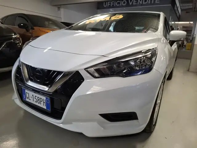 Nissan Micra view 3