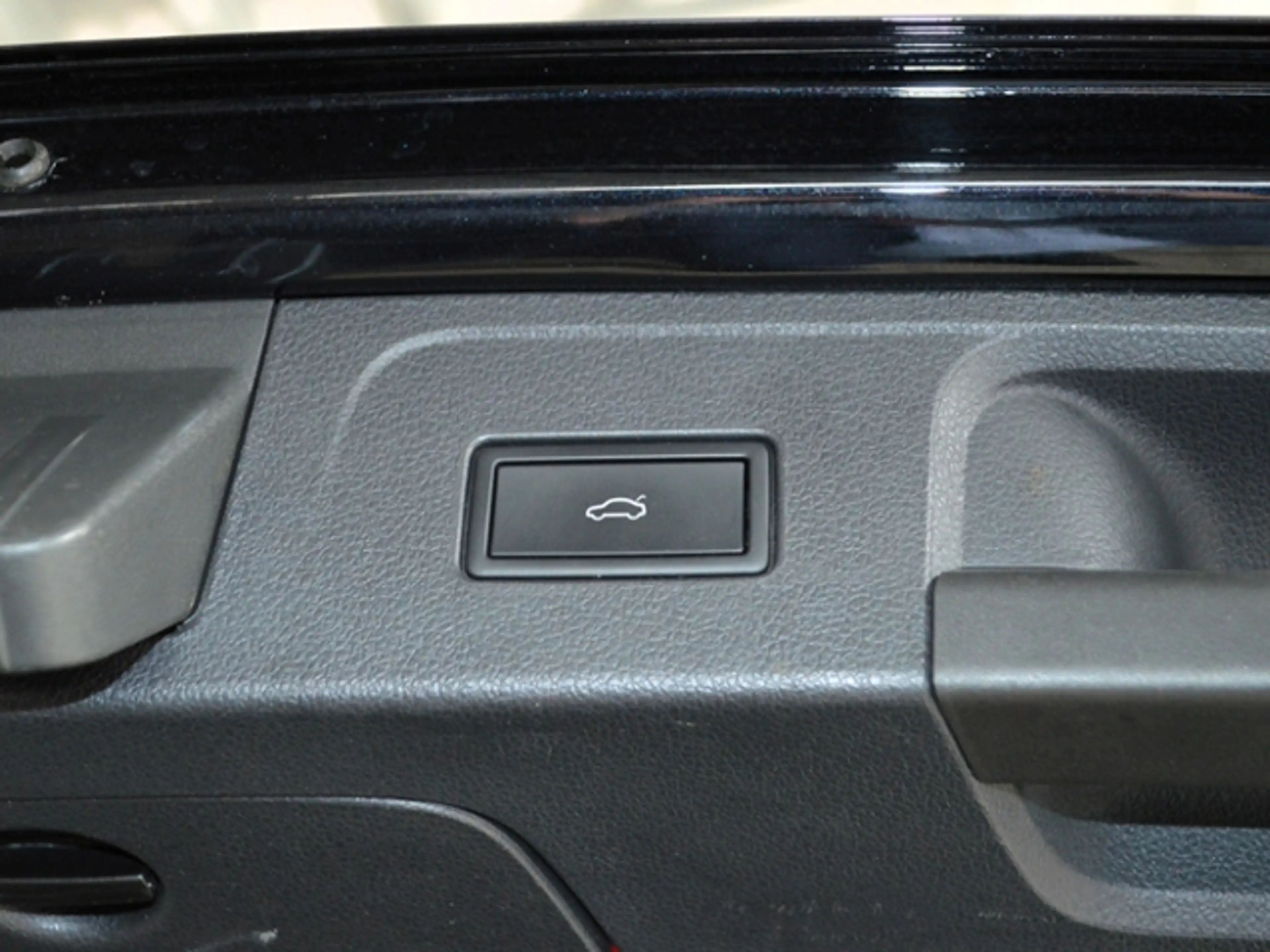 Volkswagen Passat Variant 2.0 TDI DSG Business KAMERA NAVI Elektr. HECKKLAP — photo 9