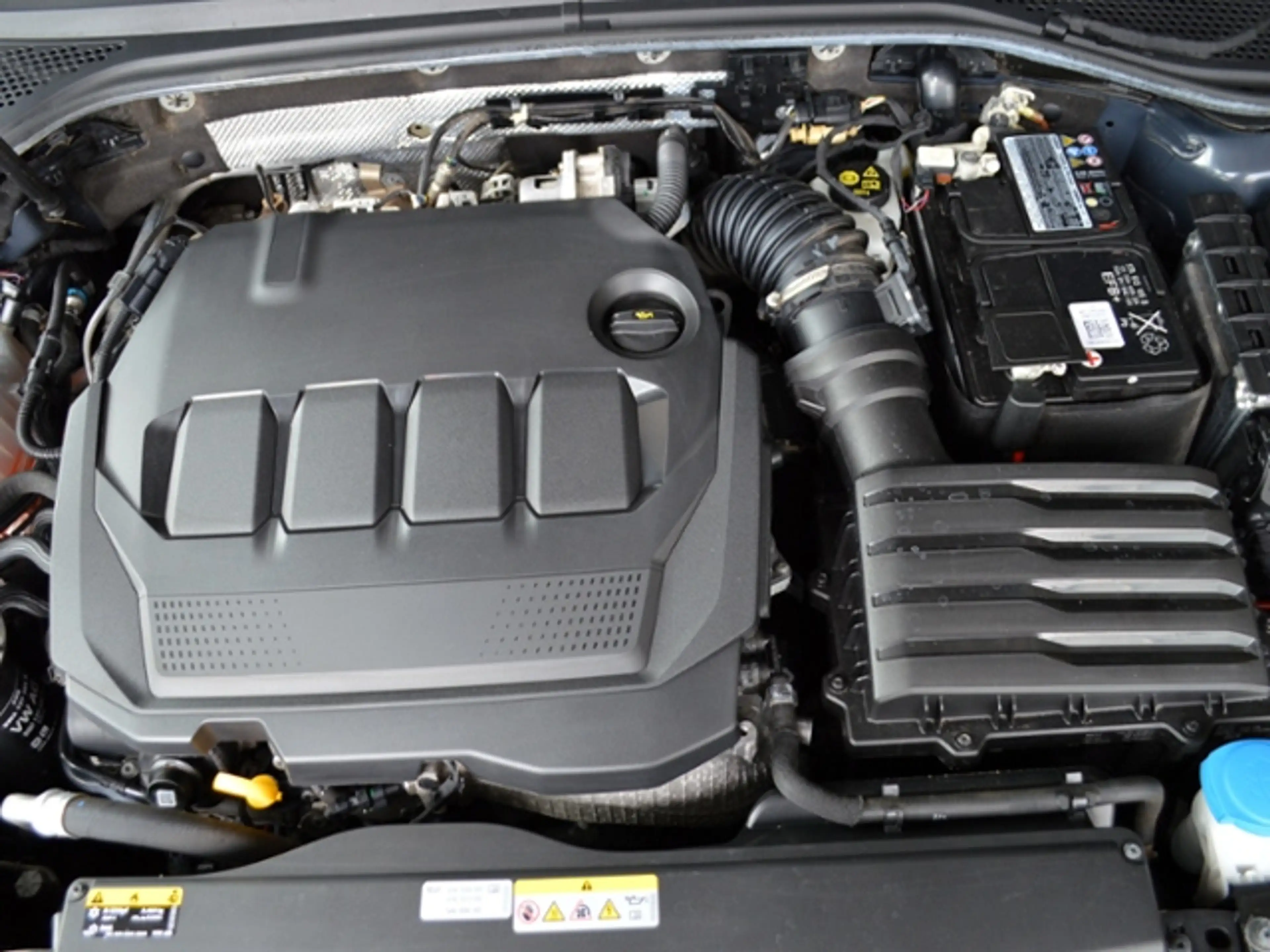 Volkswagen Passat Variant 2.0 TDI DSG Business KAMERA NAVI Elektr. HECKKLAP — photo 13