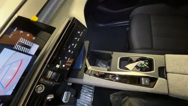 Peugeot 3008 view 16