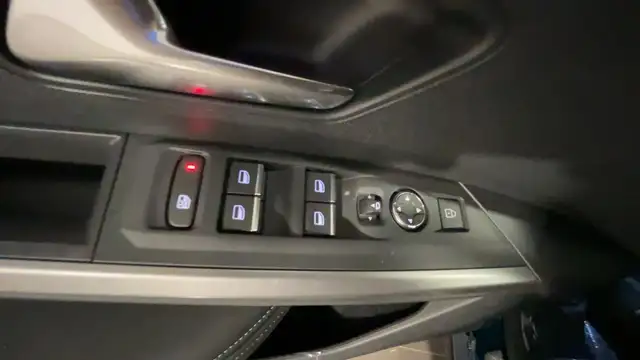 Peugeot 3008 view 18