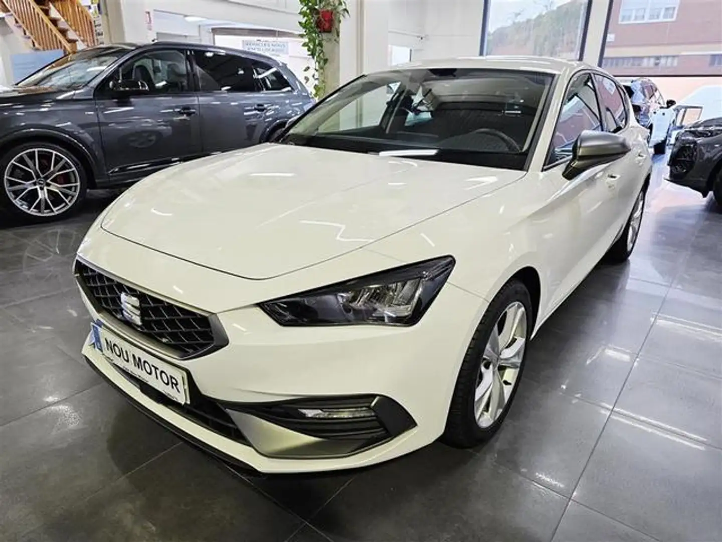 SEAT Leon 2.0TDI CR S&S FR XS DSG-7 150 Blanco - 1