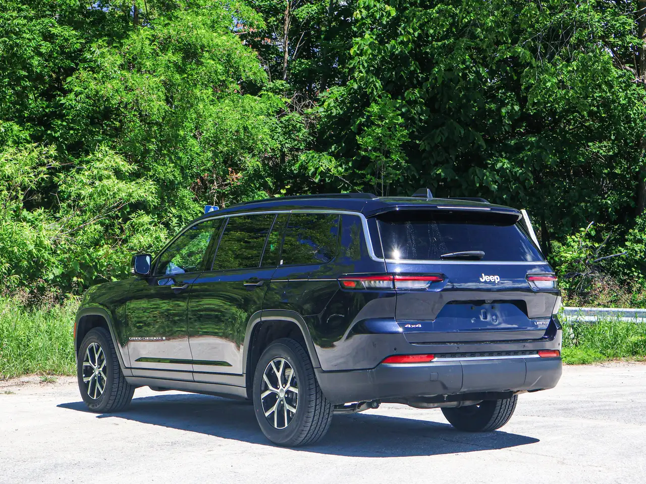 Jeep Grand Cherokee снимка Jeep Grand Cherokee