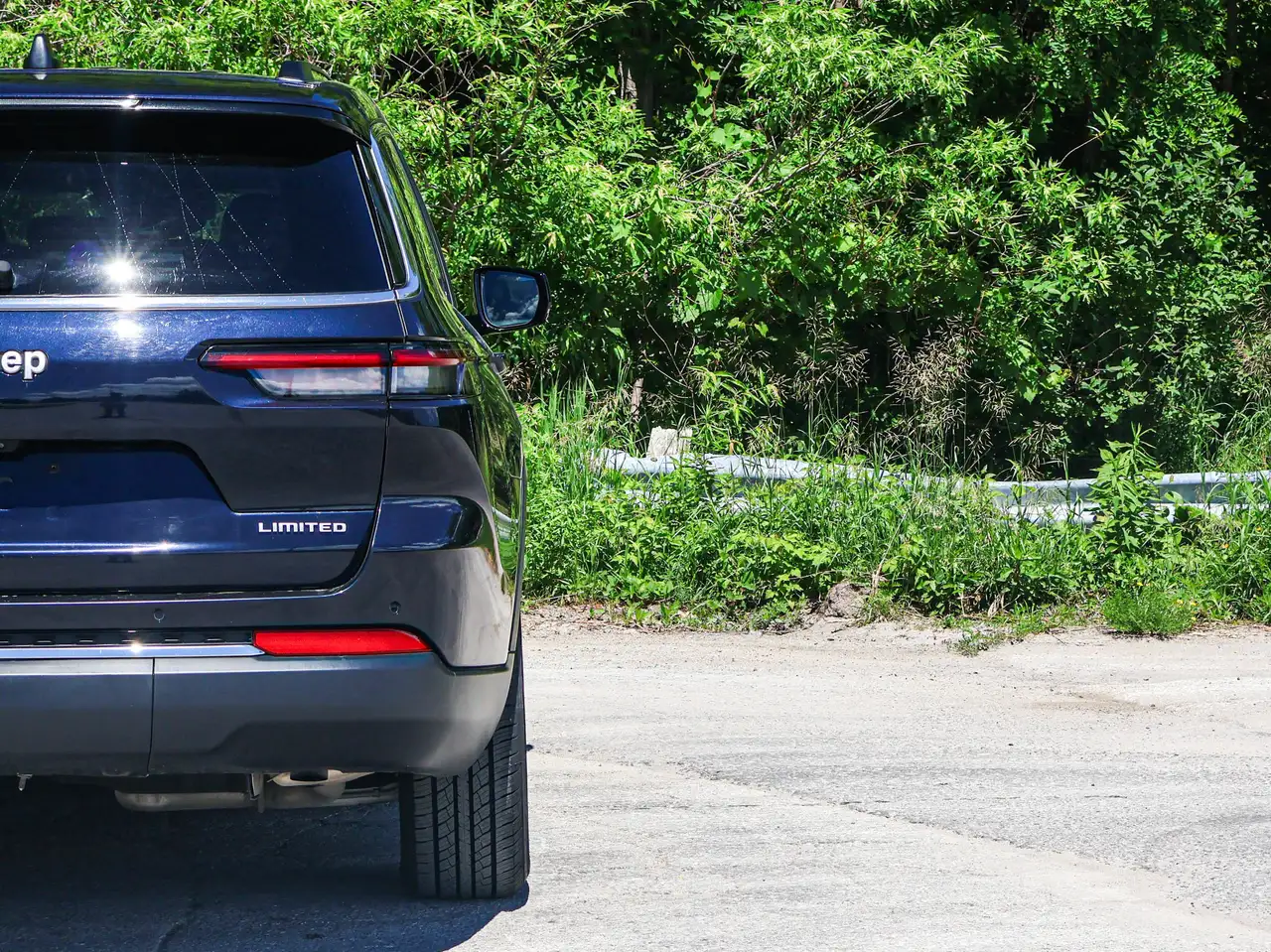 Jeep Grand Cherokee снимка Jeep Grand Cherokee