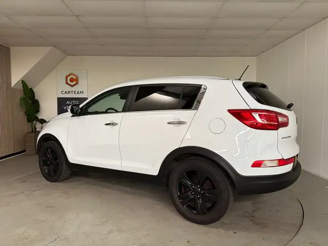 Kia Sportage view 2