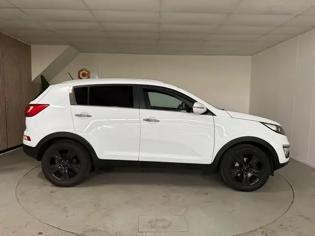 Kia Sportage view 8